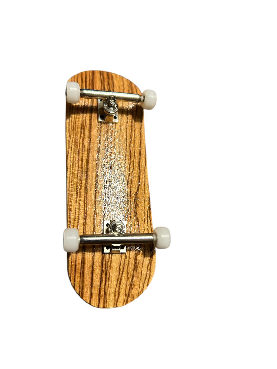 Juguete para hacer trucos en casa |Set de mini skate
Pro estándar/ Medida: 32mm